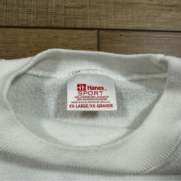 Vintage 90’s Hanes White Crewneck Sweatshirt - Picture 5 of 8